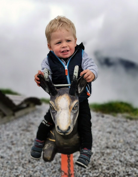 Gipfelspielplatz am Zwölferkogel - Familienurlaub in Saalbach Hinterglemm
