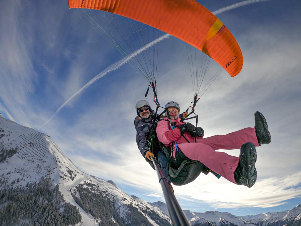 Paraglider mit Gast