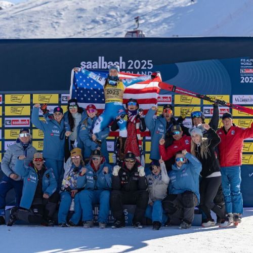 Siegerfoto von Breezy Johnson Abfahrt der Damen Ski-WM 2025