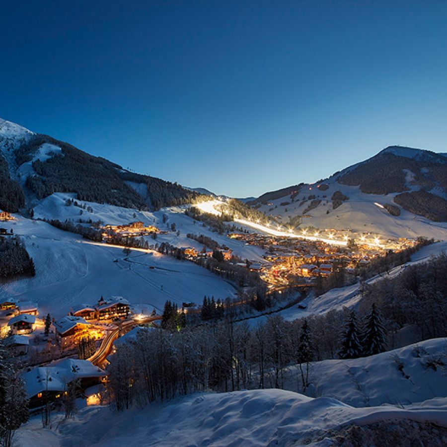 Skifahren bei Nacht - Nachtskifahren in Hinterglemm