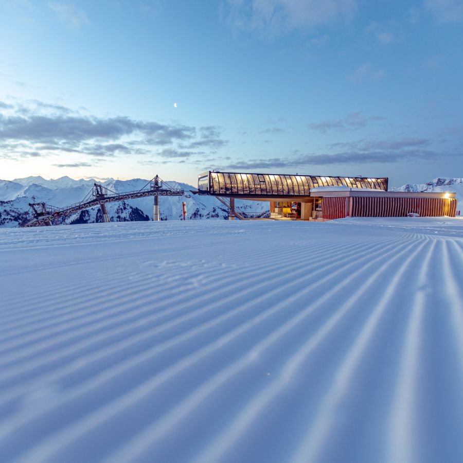 Bergstation zum Sonnenaufgang in Hinterglemm
