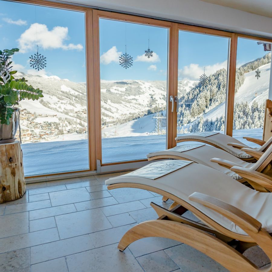 Mega Aussicht aus dem Wellnessbereich am Perfeldhof