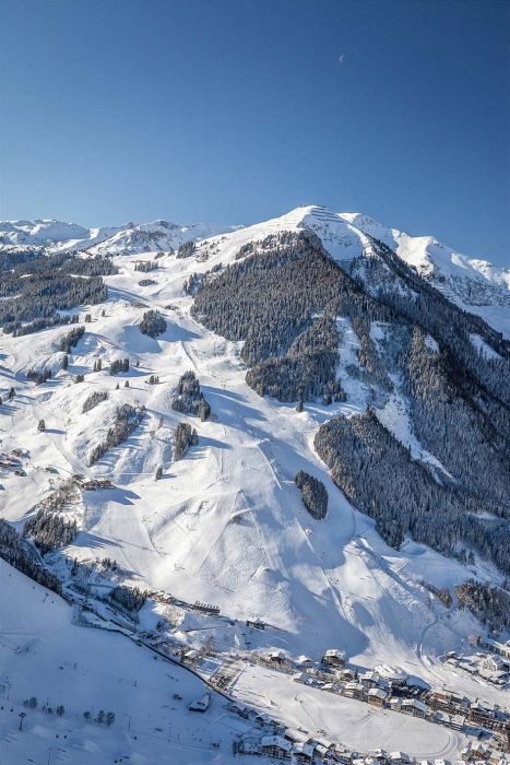 Der WM Berg Zwölferkogel auf dem alle Bewerbe der FIS alpinen Ski WM 2025 ausgetragen werden